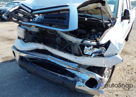 2010 Toyota Tundra Grade 4.6L V8 from USA, damaged, VIN 5TFRM5F1XAX006499